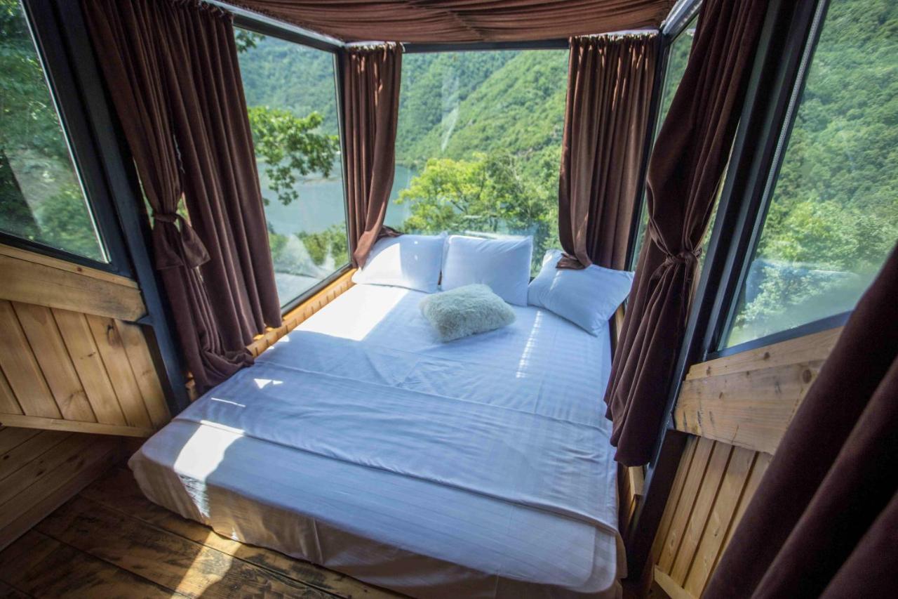 Hotel Woodpecker Georgia Batumi
