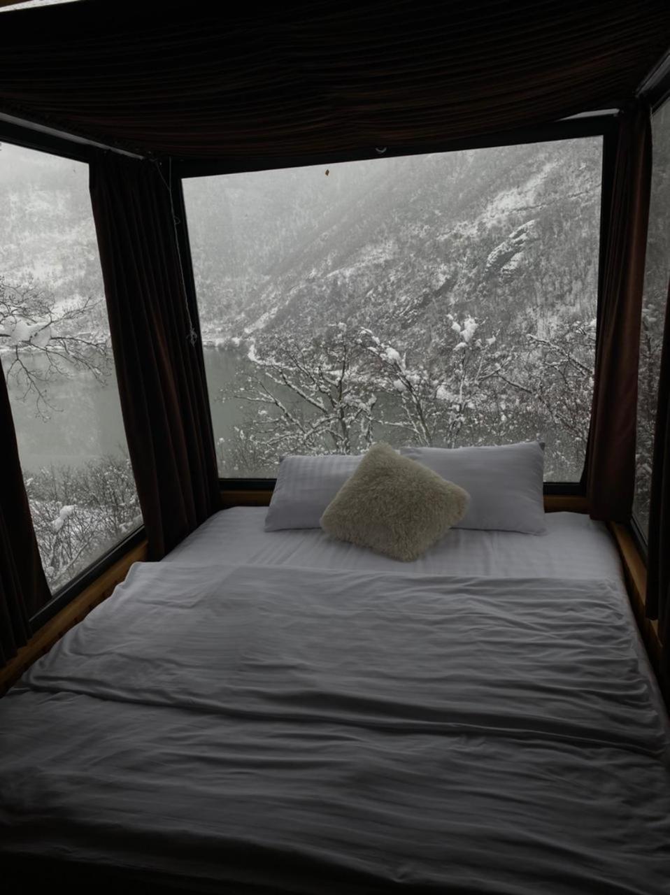 Hotel Woodpecker Georgia Batumi